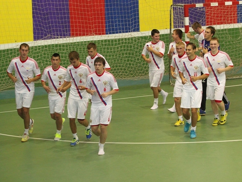 Игроки «Синары» выводят сборную России в плей-офф чемпионата мира