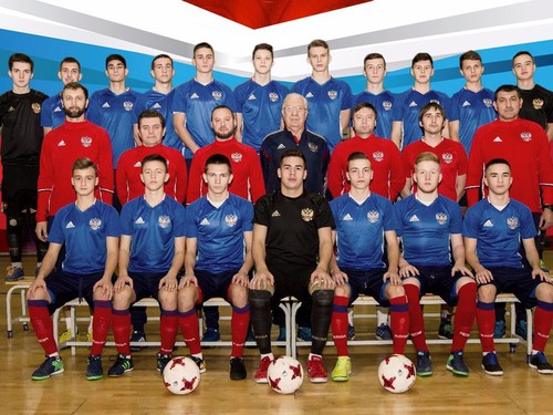 Юниорская сборная России отправилась в Словакию
