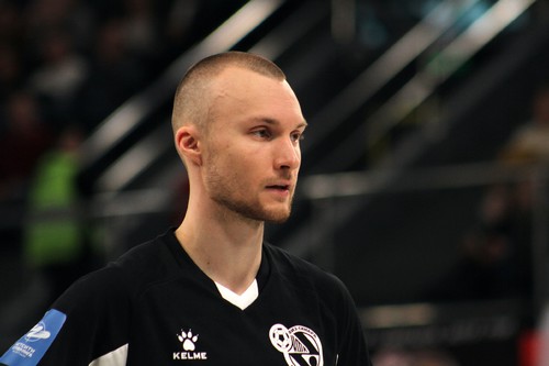 Любой соперник может быть неудобным